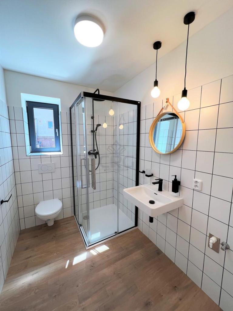 Pronájem bytu 2+kk 42 m2