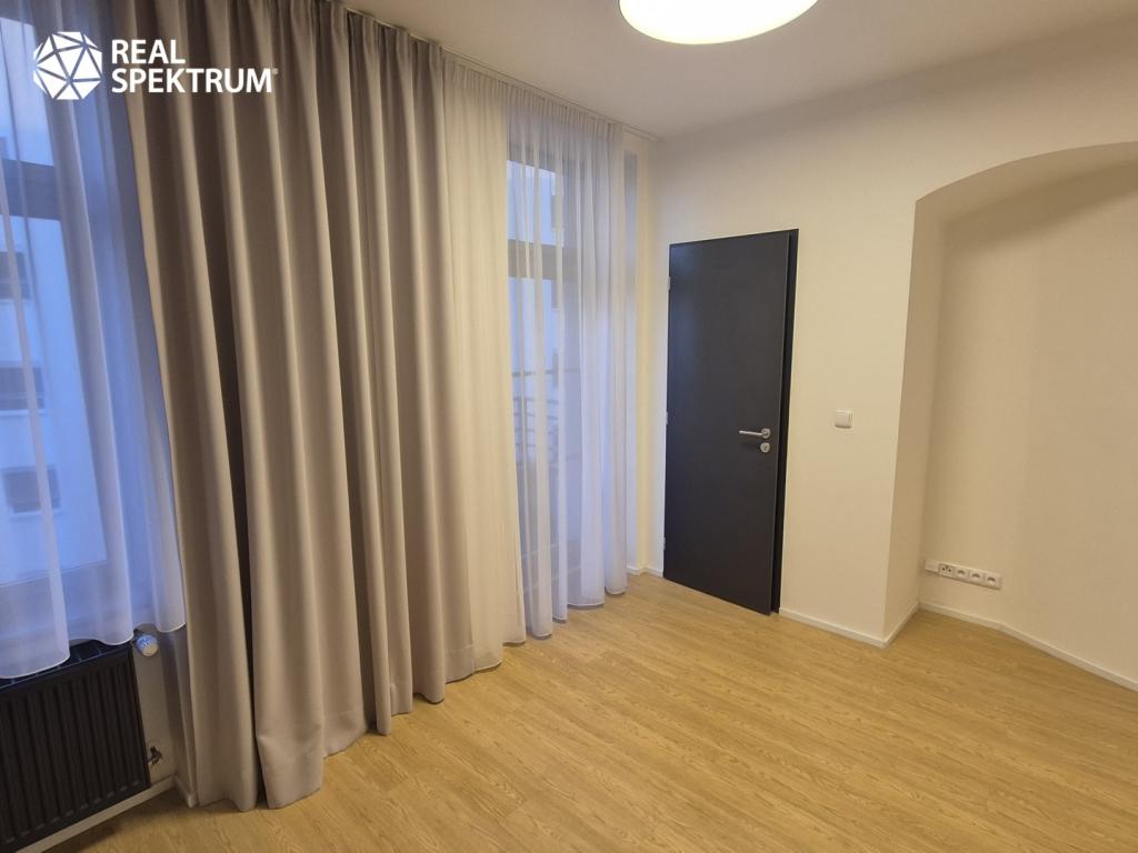 Pronájem bytu 1+kk 33 m2