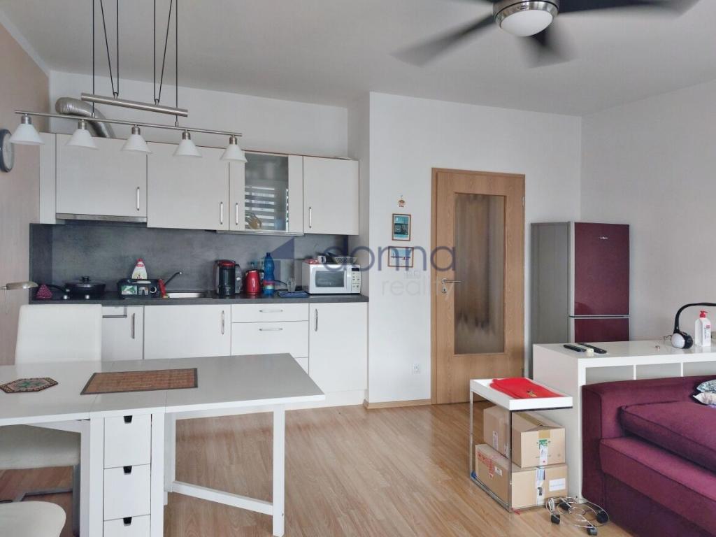 Pronájem bytu 1+kk 32 m2