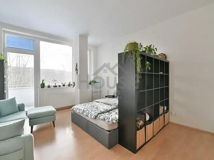 Pronájem bytu 1+kk 33 m2