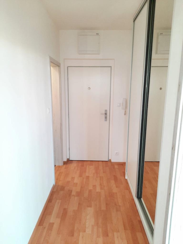 Pronajem bytu 2+kk 56 m2