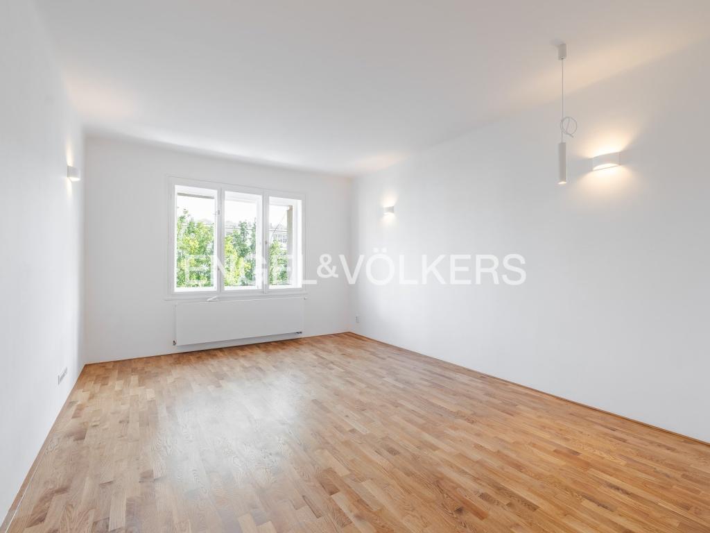 Pronájem bytu 2+kk 55 m2