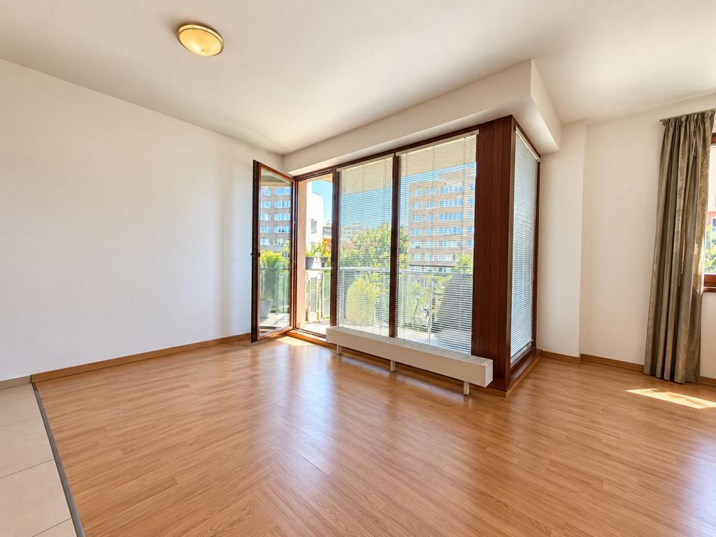 Pronájem bytu 2+kk 56 m2, Praha – náhled fotky 9