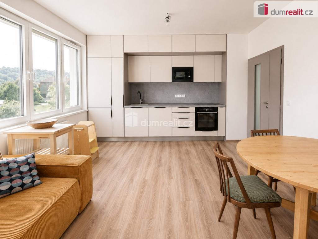 Pronájem bytu 3+kk 86 m2