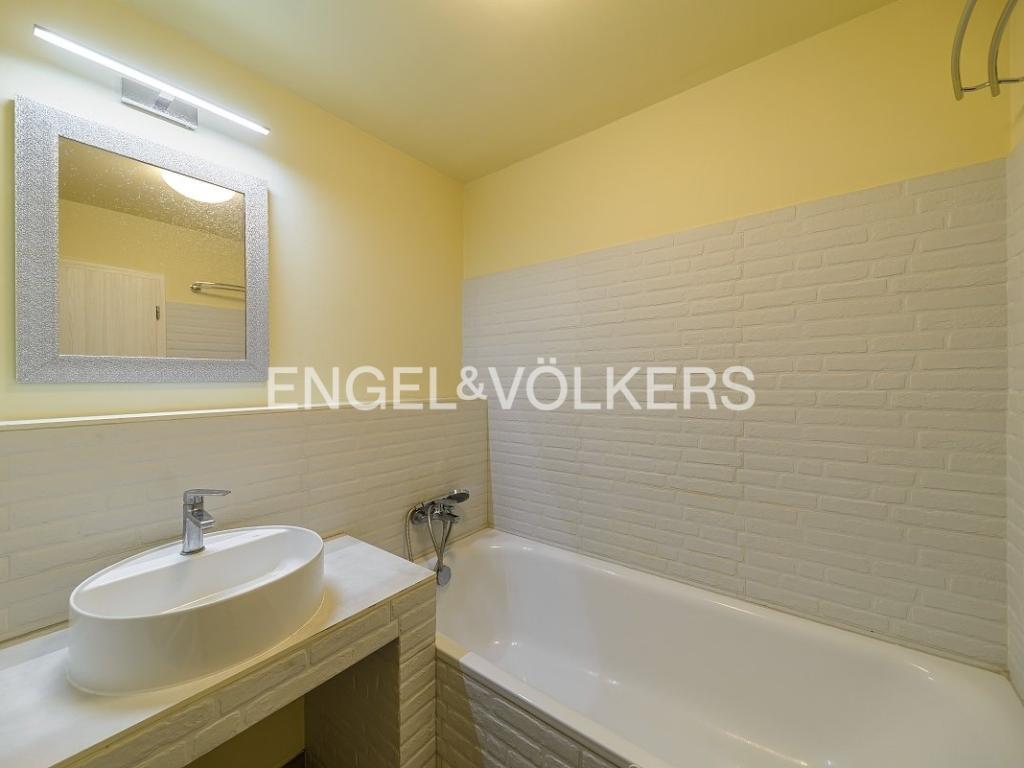 Pronájem bytu 3+kk 73 m2, Praha – náhled fotky 11