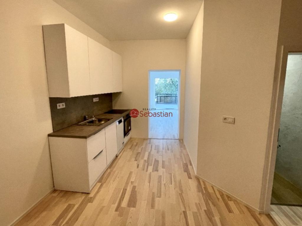 Pronájem bytu 2+1 43 m2