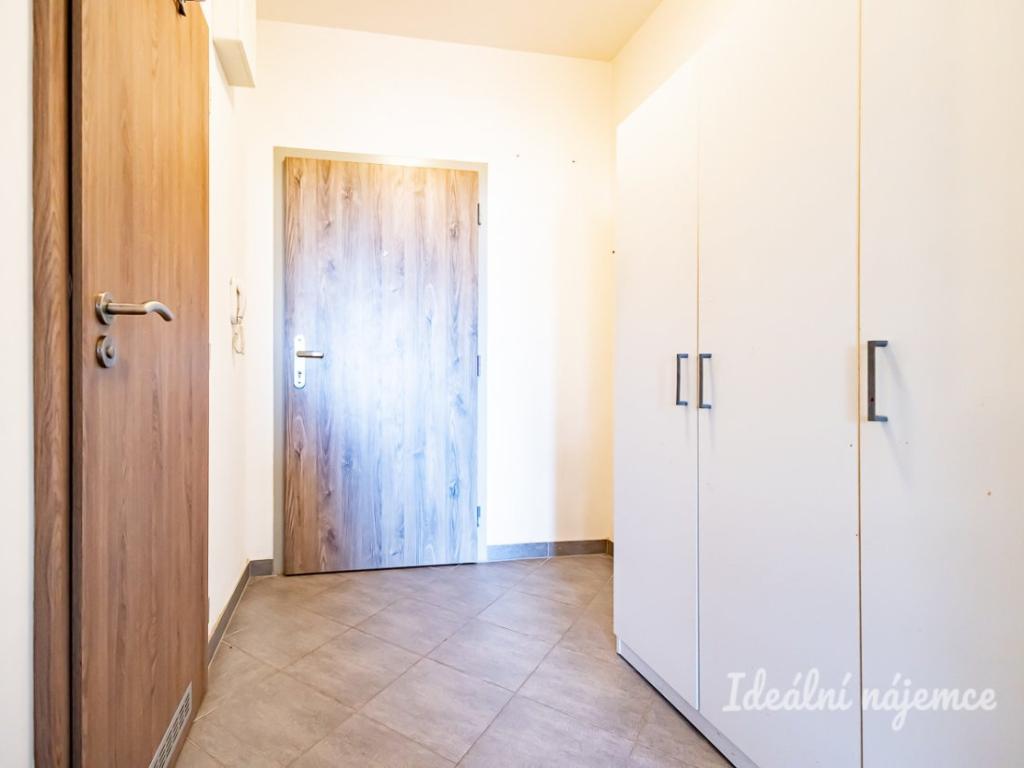Pronájem bytu 1+kk 33 m2