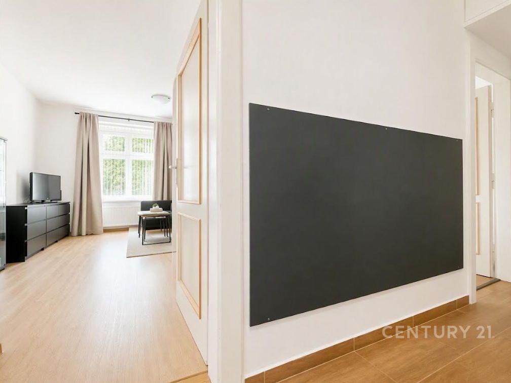 Pronájem bytu 3+kk 75 m2, Praha – náhled fotky 11