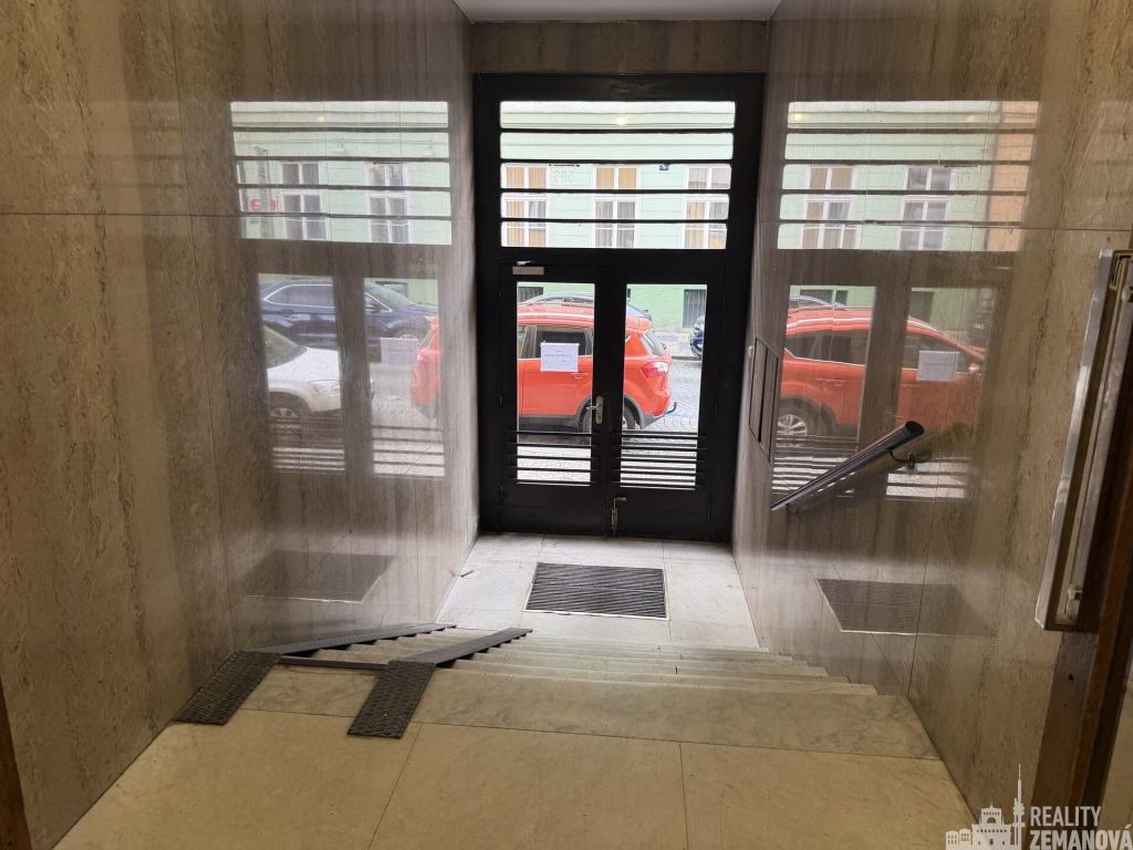 Pronájem bytu 2+1 50 m2, Praha – náhled fotky 12