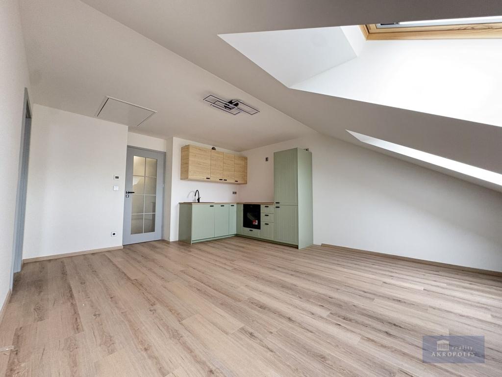 Pronájem bytu 2+kk 52 m2