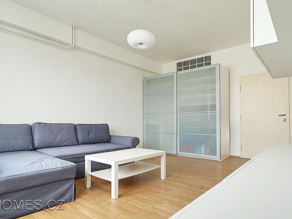 Pronájem bytu 1+1 35 m2