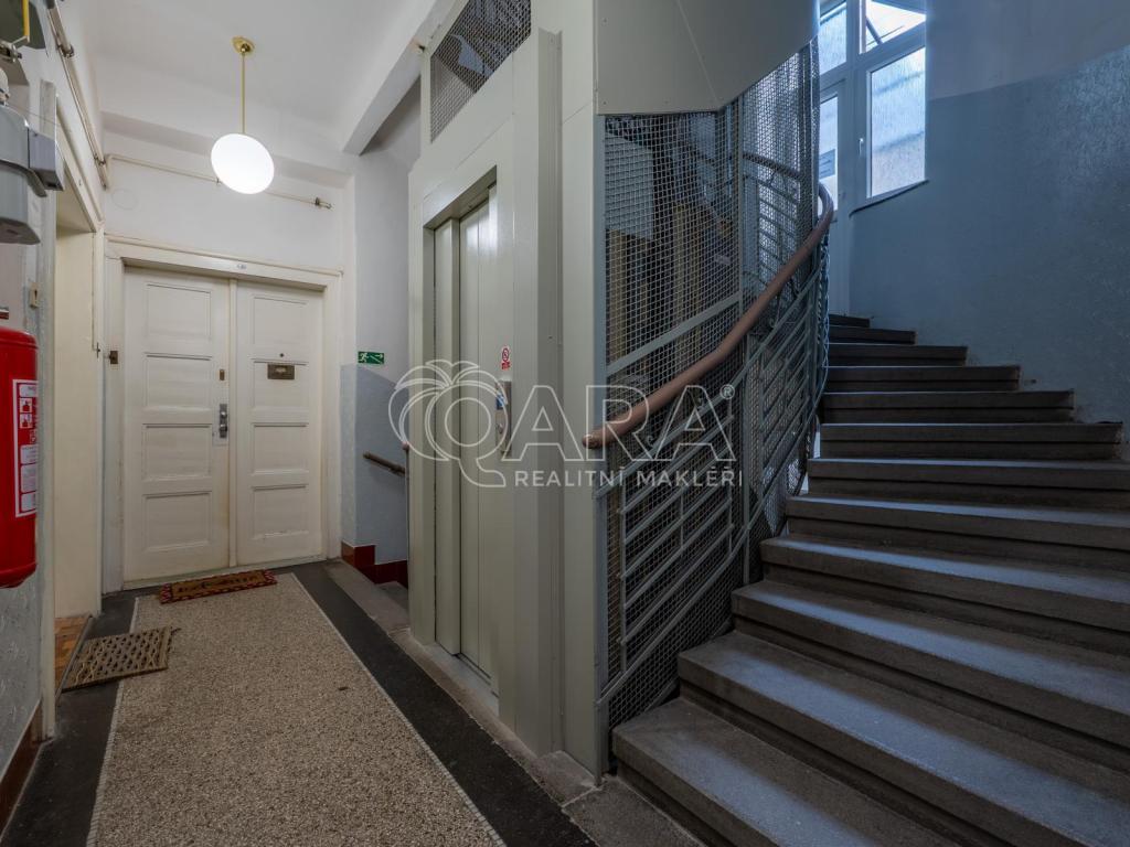 Pronájem bytu 2+1 57 m2, Praha – náhled fotky 16