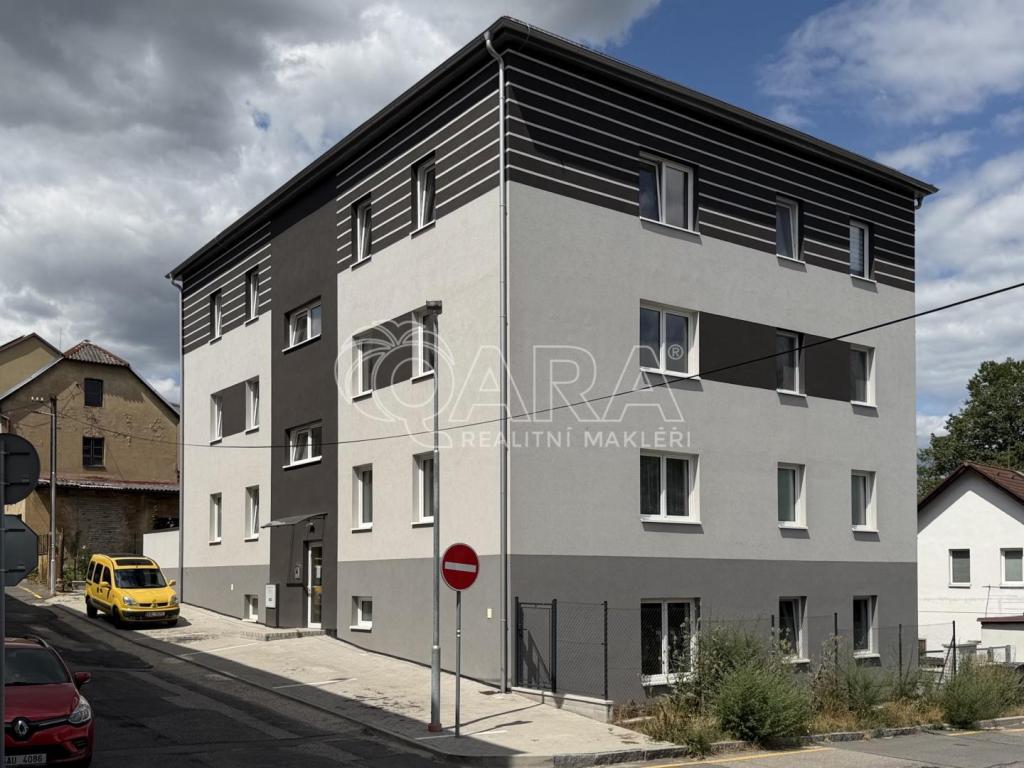 Pronájem bytu 1+kk 40 m2