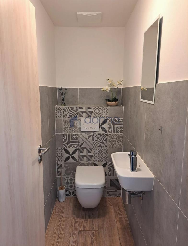Pronájem bytu 3+kk 76 m2, Praha – náhled fotky 12
