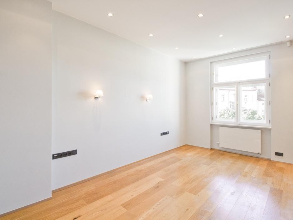 Pronajem bytu 2+1 110 m2