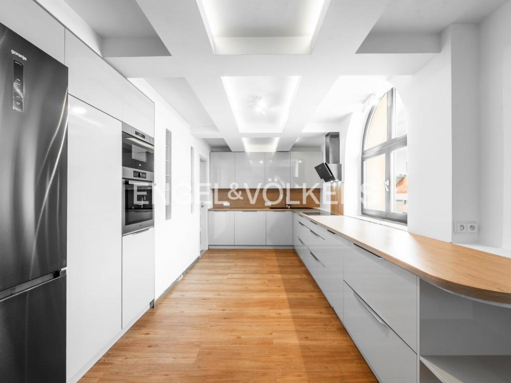 Pronájem bytu 3+kk 144 m2