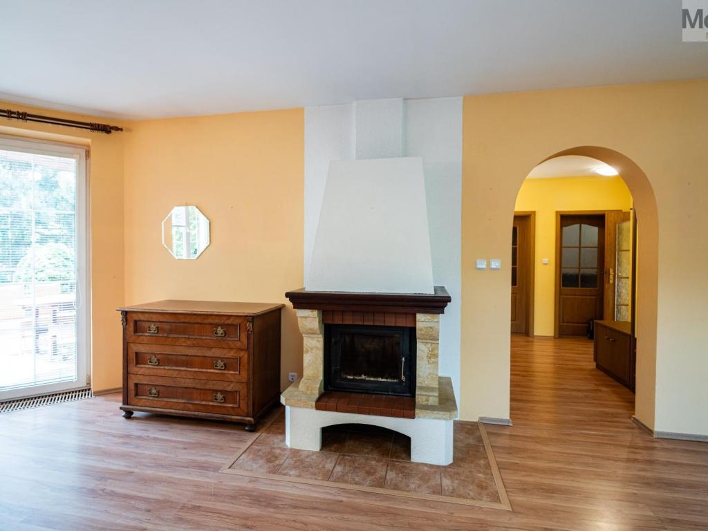 Listing 4