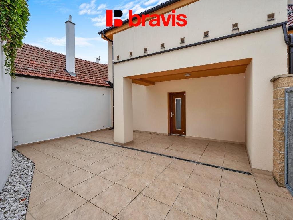 Prodej bytu 3+kk 82 m² – pohled 5