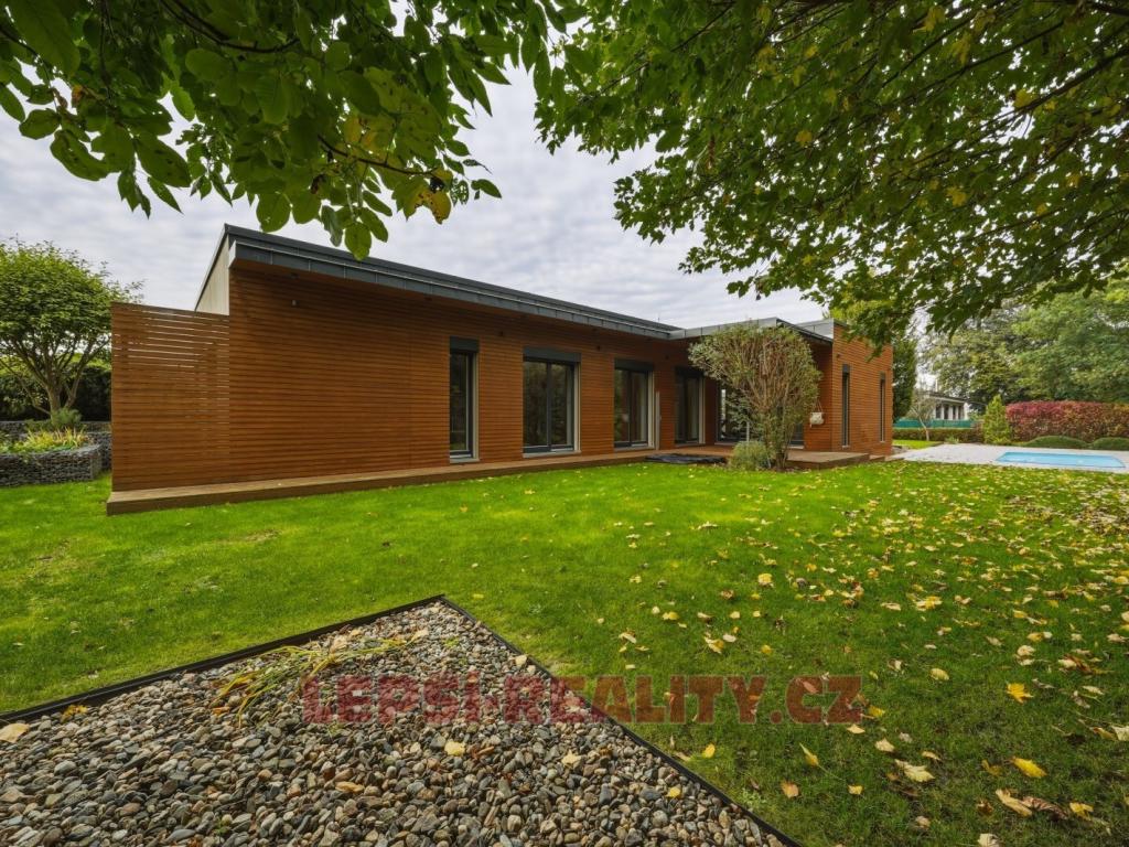 Casa, 174 m², terreno 932 m²
