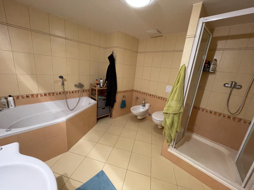 Pronajem bytu 2+kk 80 m2