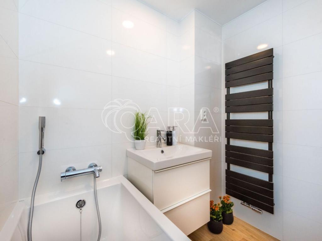 Pronájem bytu 2+1 58 m2