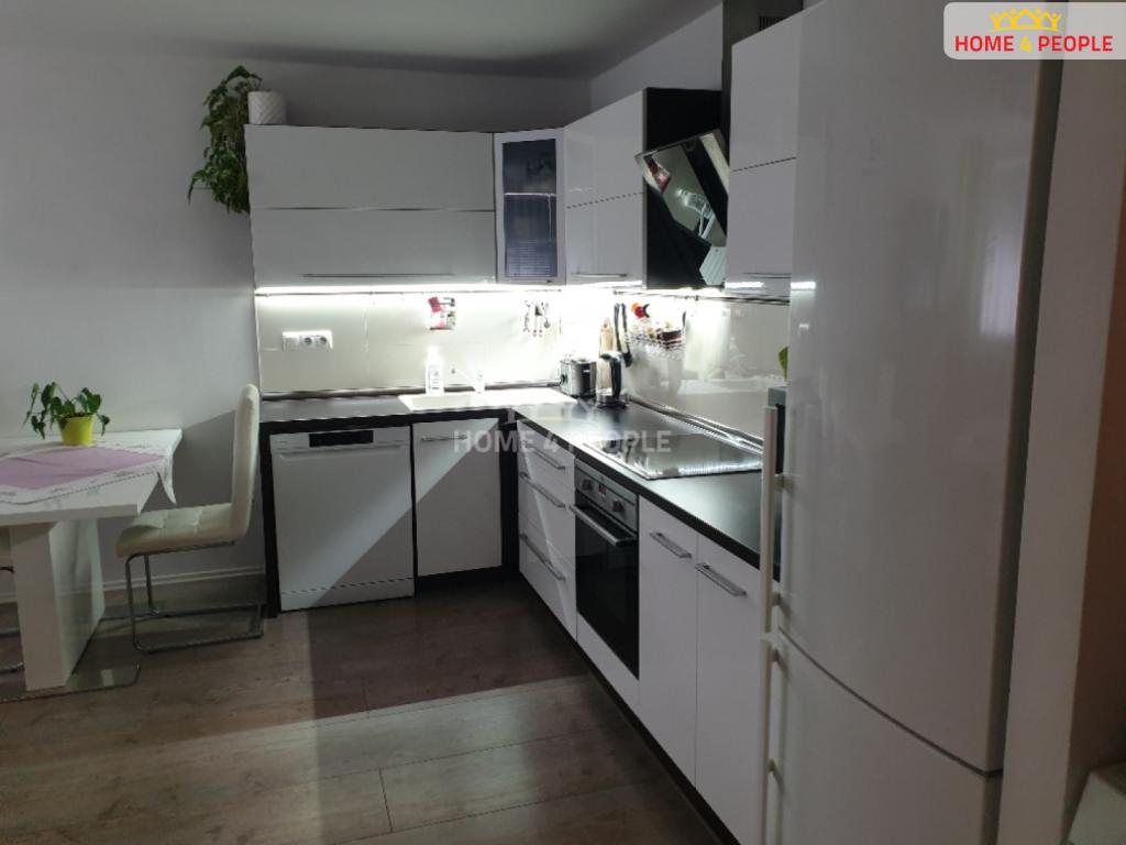 Pronájem bytu 3+kk 64 m2