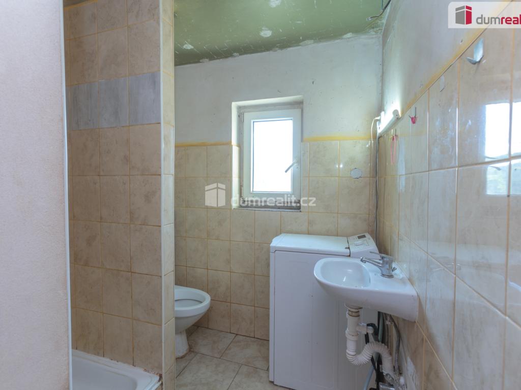 Prodej domu 360 m2, Králův Dvůr – náhled fotky 15