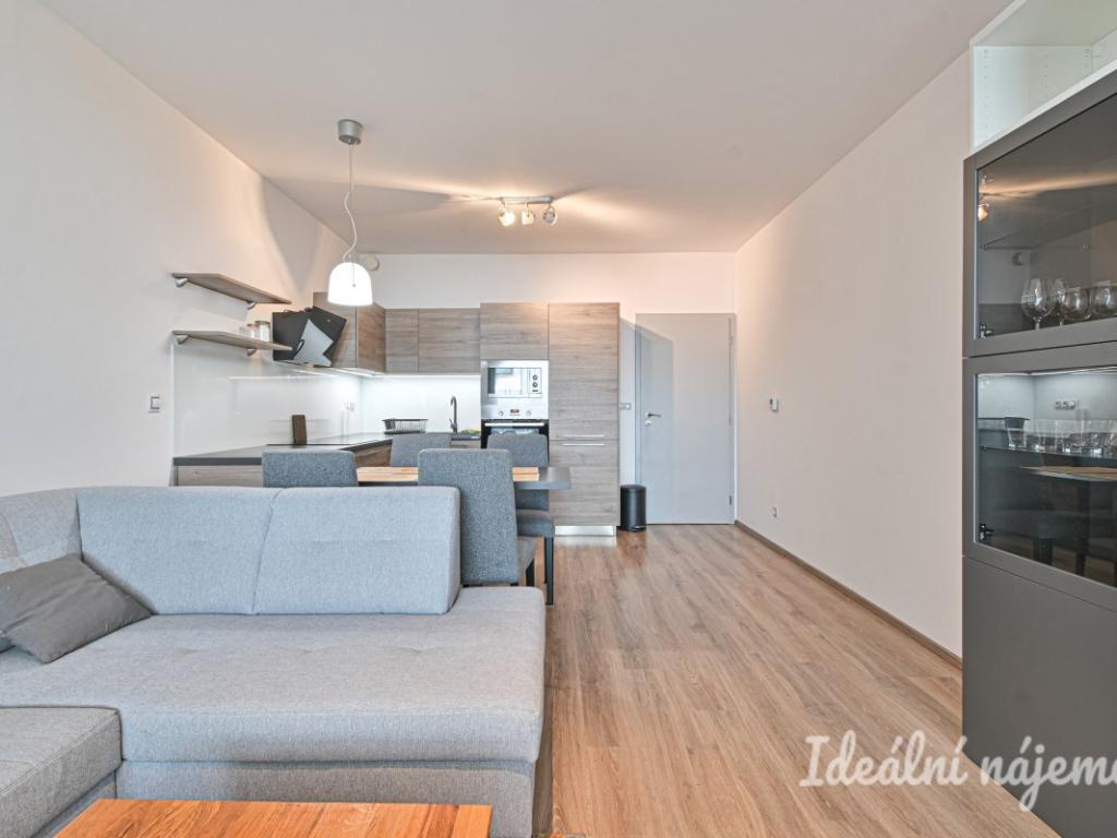 Pronájem bytu 2+kk 61 m2