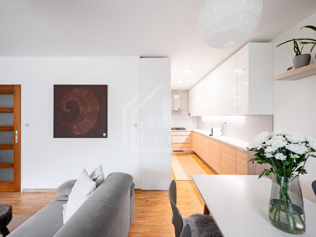 Prodej bytu 3+kk 84 m² – pohled 5