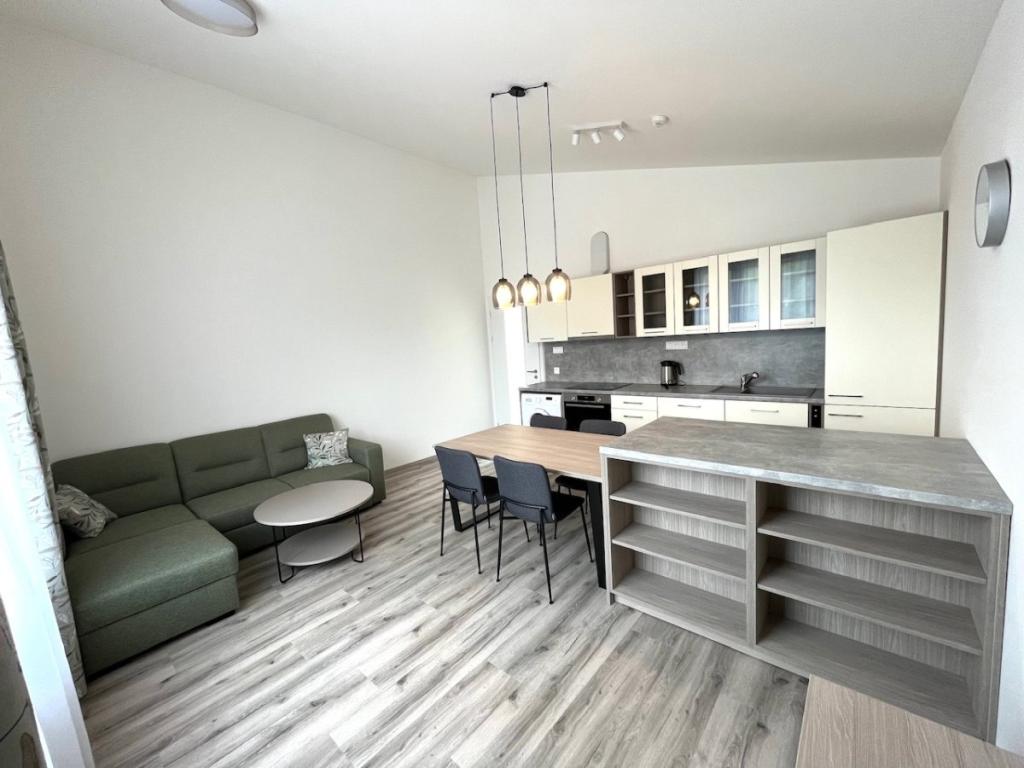 Pronájem bytu 2+kk 55 m2