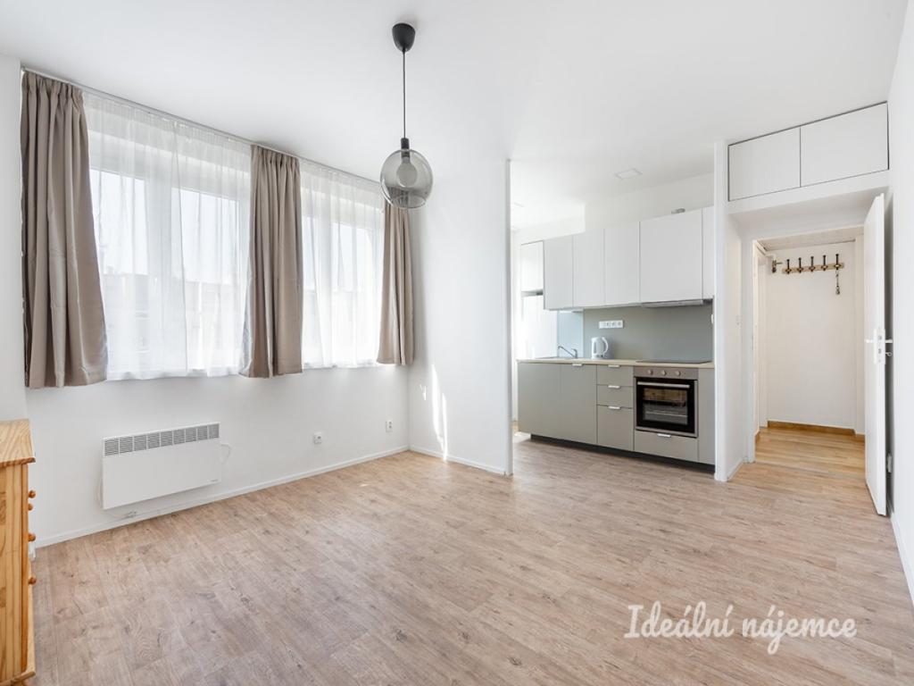 Pronájem bytu 2+kk 39 m2