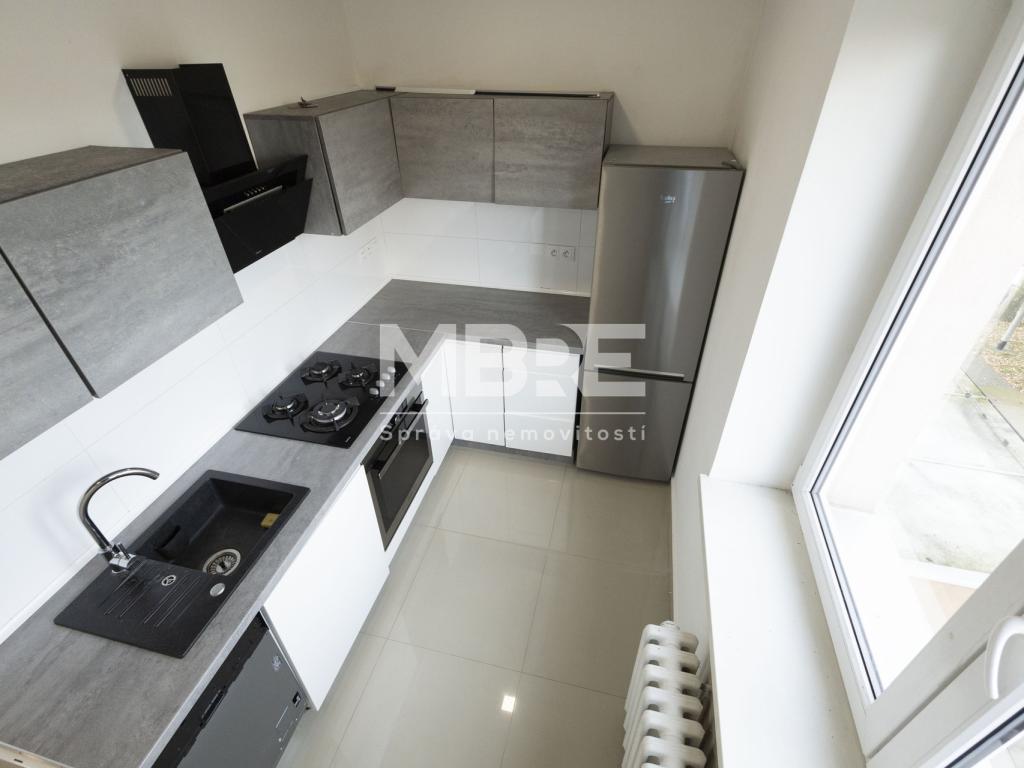 Pronájem bytu 1+1 43 m2