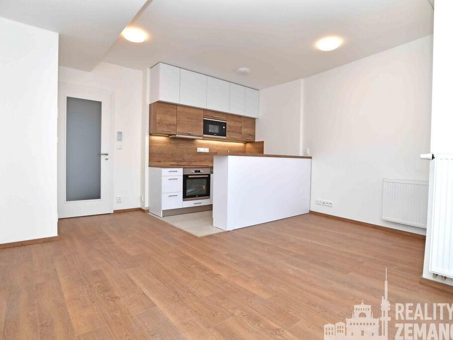 Pronájem bytu 1+kk 30 m2, Praha – náhled fotky 3