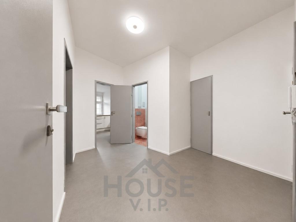 Prodej bytu 2+1 81 m2, Praha – náhled fotky 27