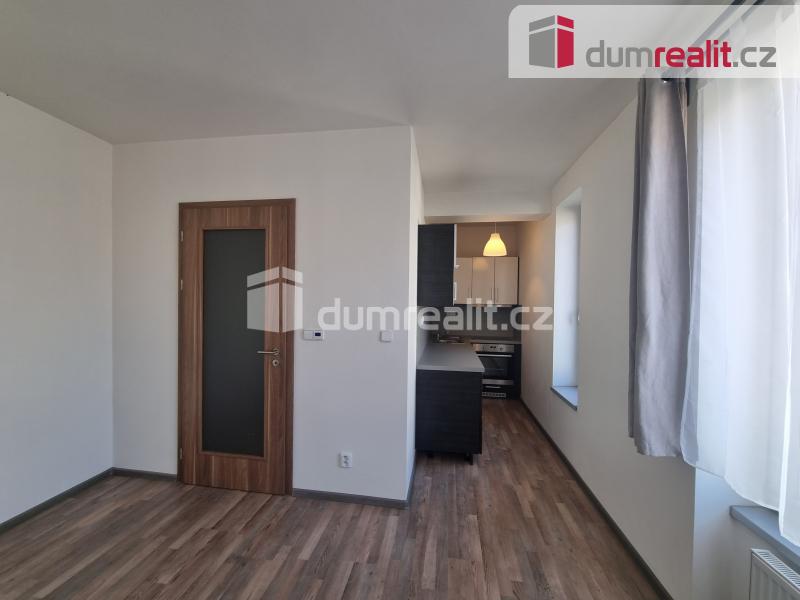 Pronájem bytu 1+kk 33 m2