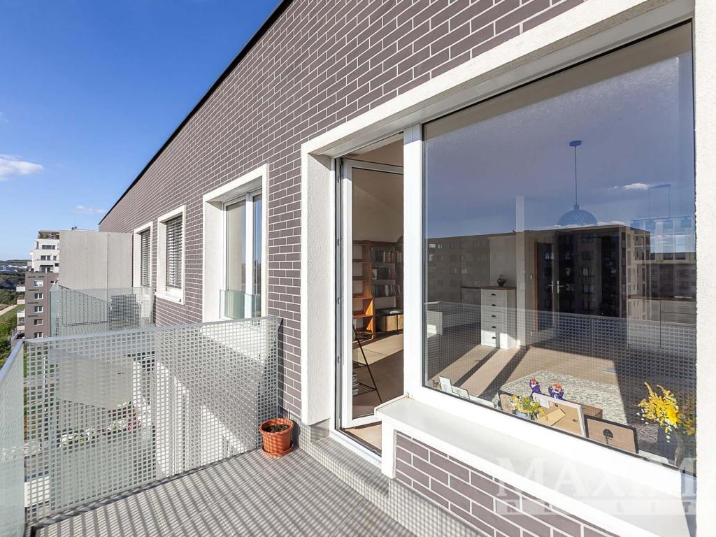 Pronájem bytu 1+kk 54 m2