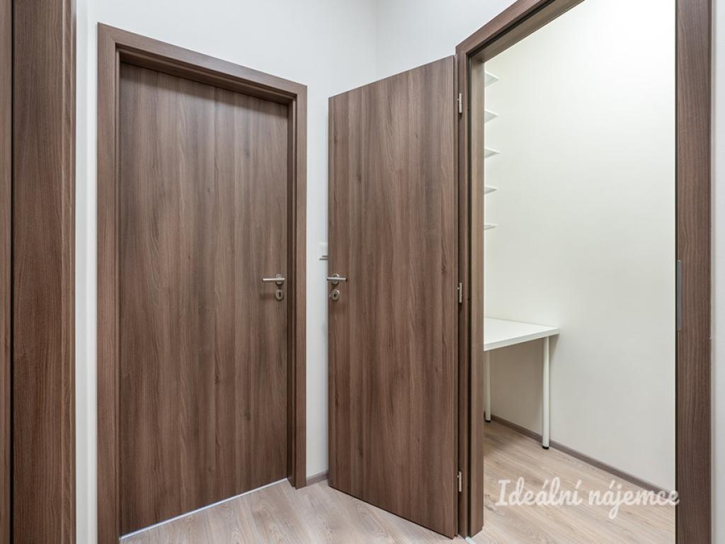 Pronájem bytu 1+kk 33 m2