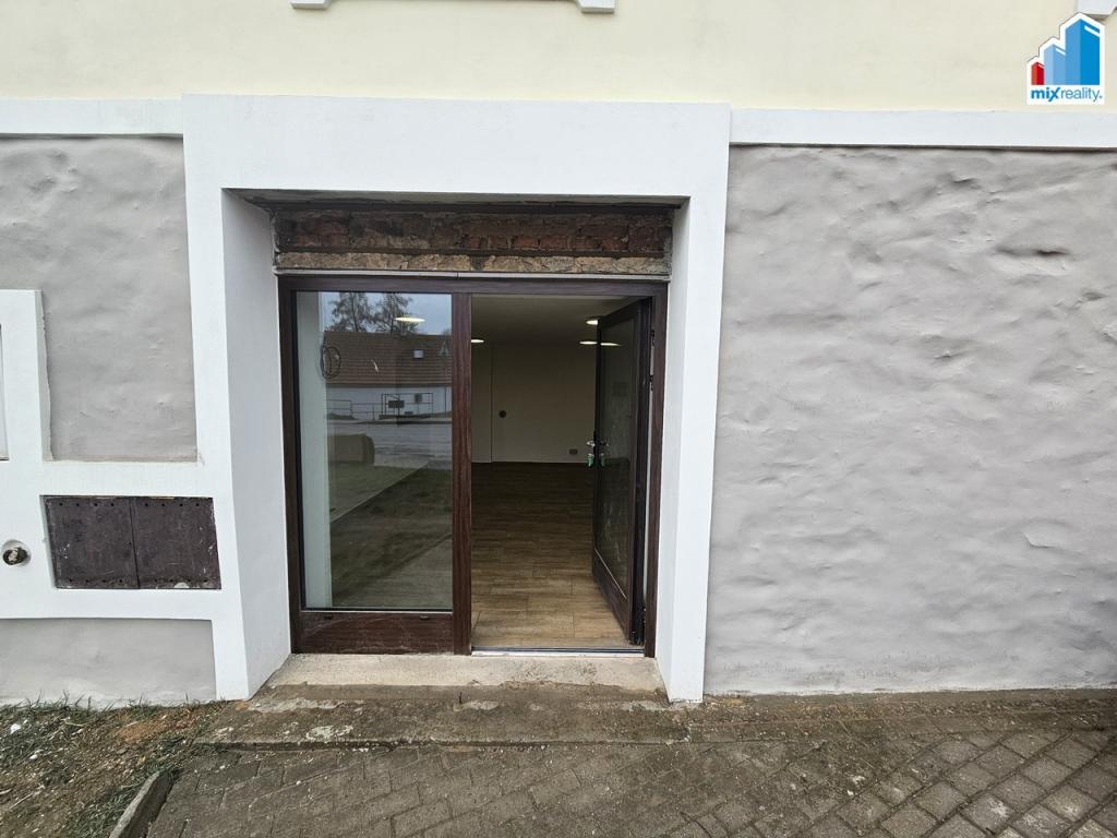 Pronájem bytu 1+kk 27 m2