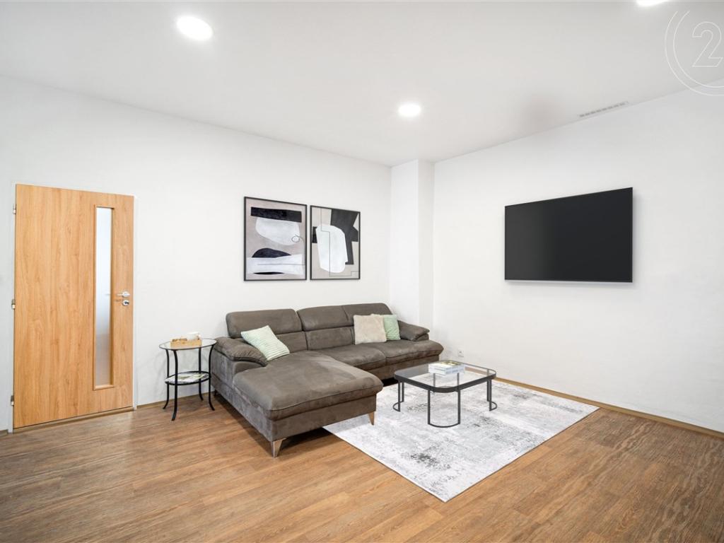 Pronájem bytu 2+kk 70 m2