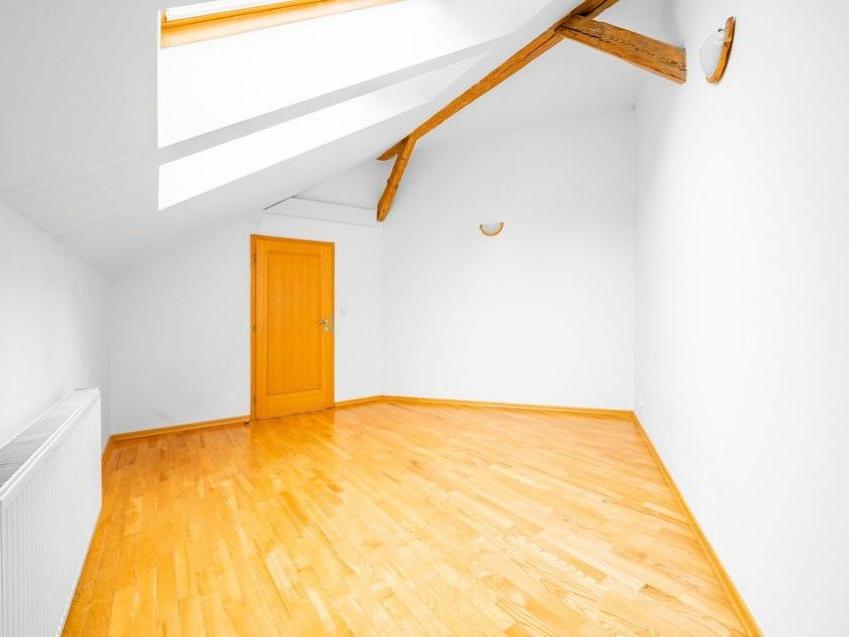 Pronájem bytu 2+kk 56 m2