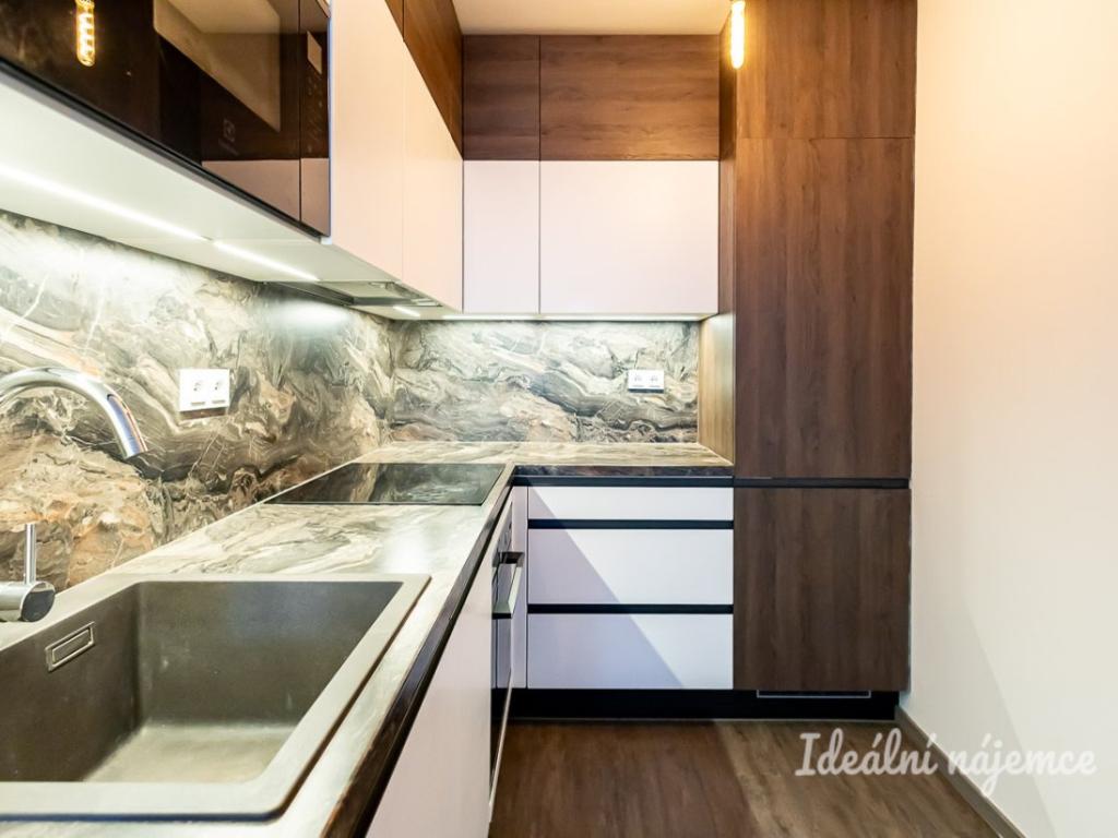 Pronájem bytu 2+kk 43 m2