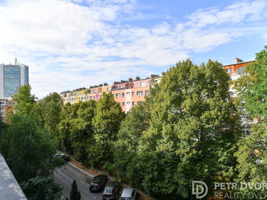 Prodej bytu 2+kk 40 m2, Praha – náhled fotky 8