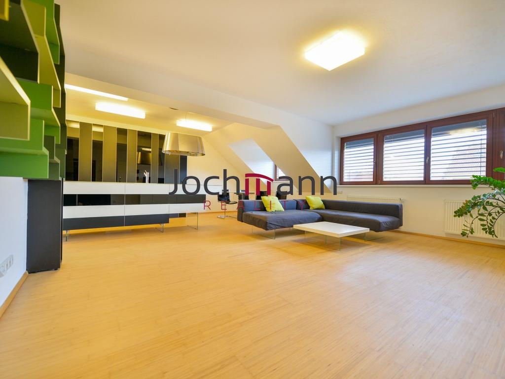 Pronájem 4+kk, České Budějovice - Skuherského,