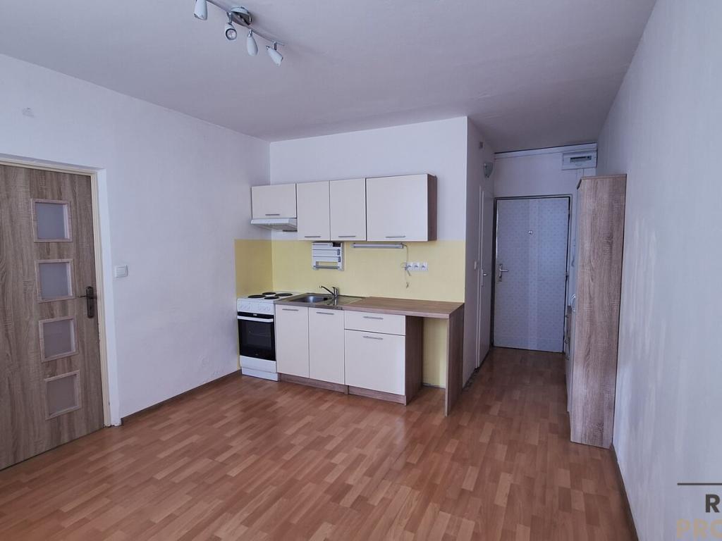 Pronájem bytu 1+1 32 m2