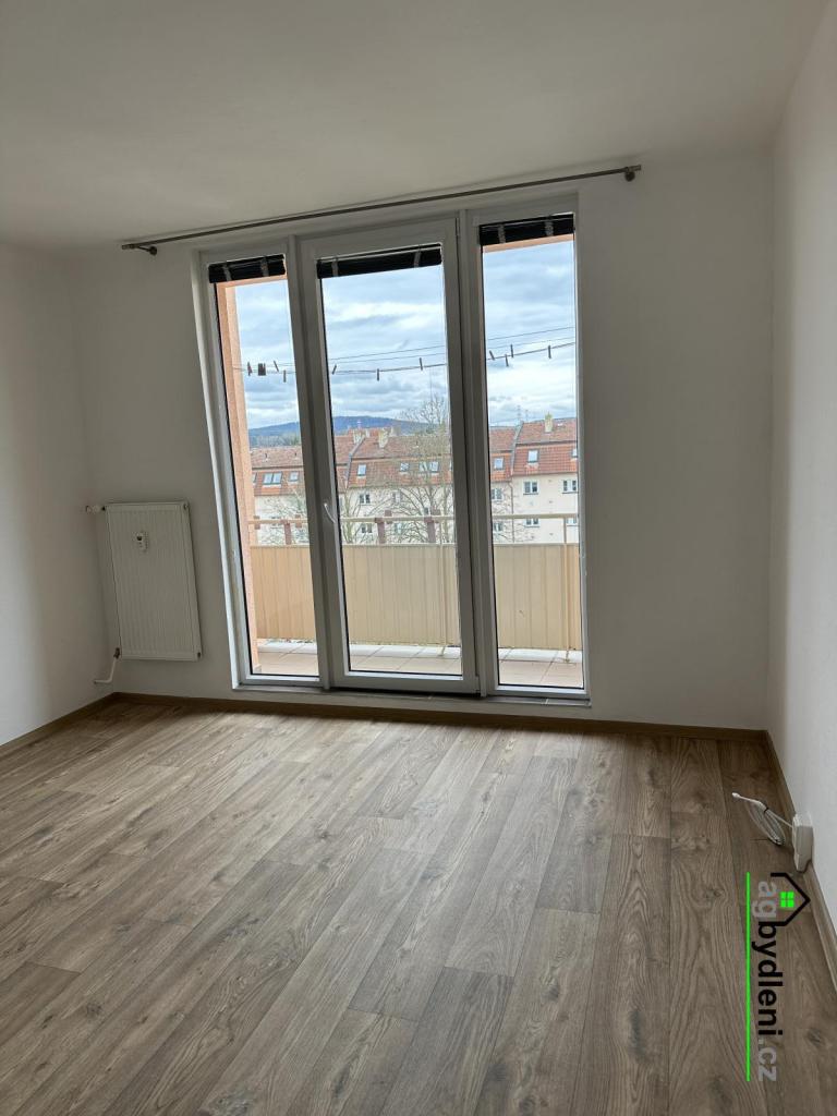 Pronájem bytu 1+1 36 m2