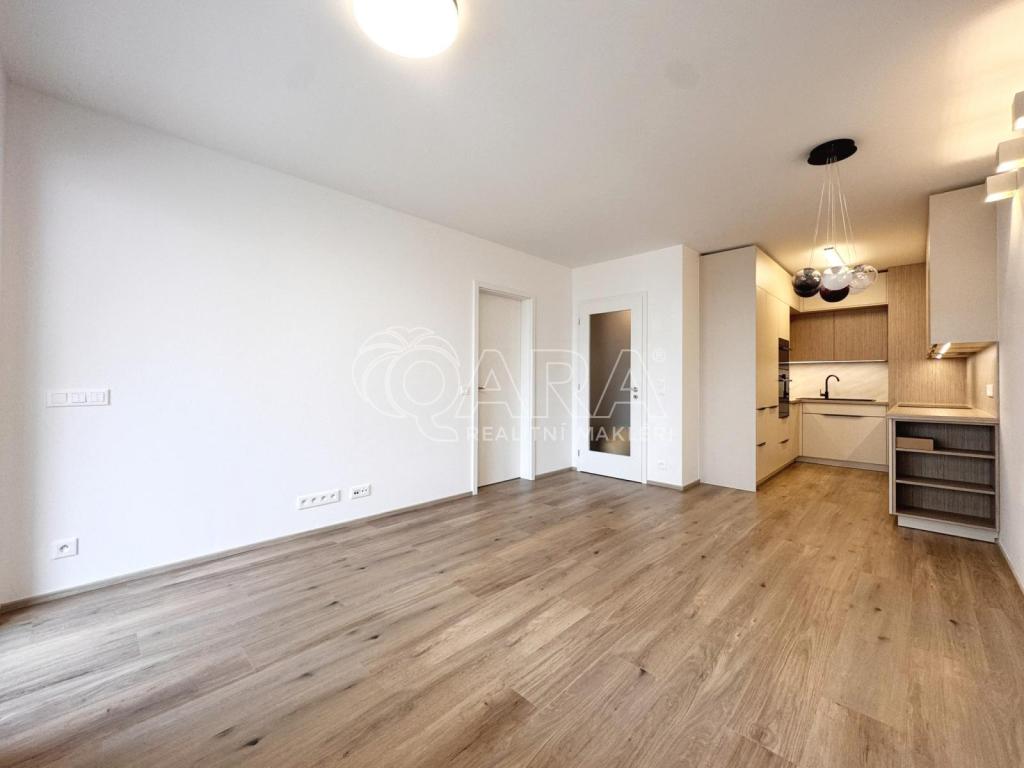 Pronájem bytu 2+kk 53 m2, Praha – náhled fotky 11