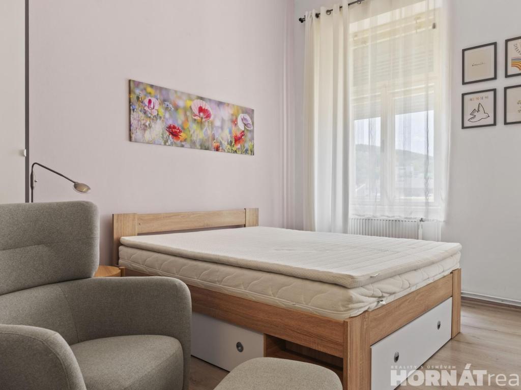 Pronájem bytu 1+kk 28 m2, Praha – náhled fotky 10