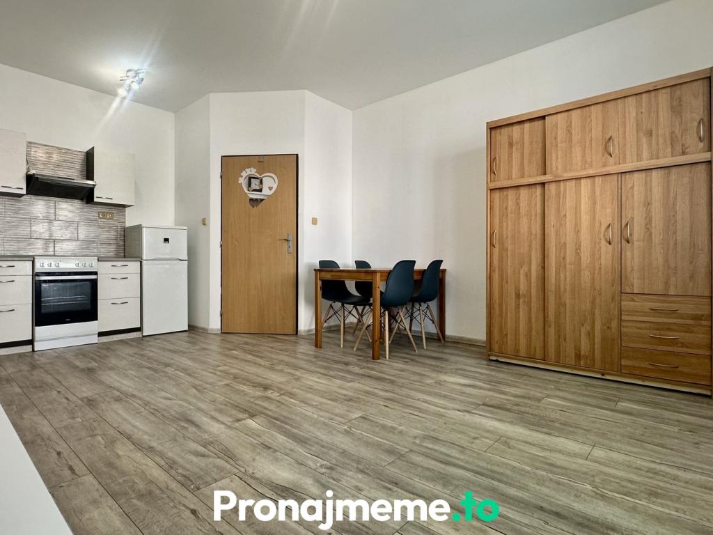 Pronájem bytu 2+kk 36 m² – pohled 6