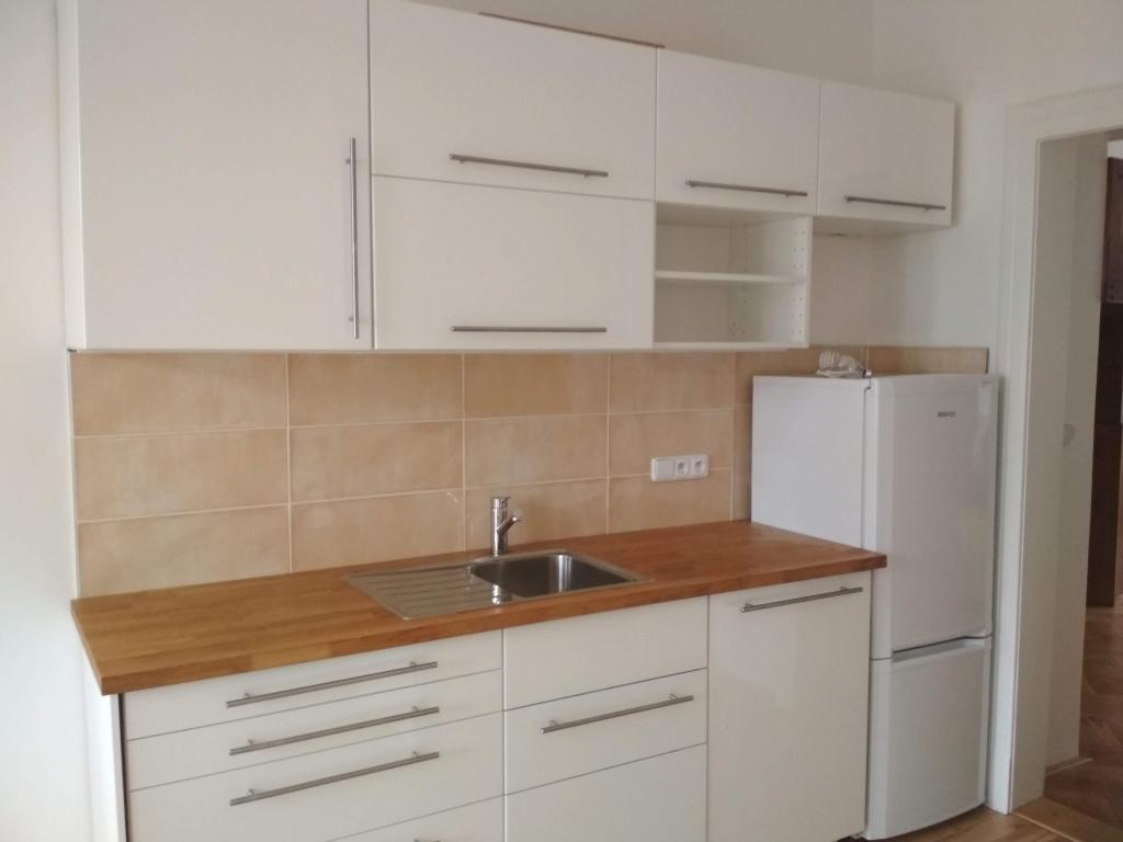 Pronajem bytu 2+kk 52 m2