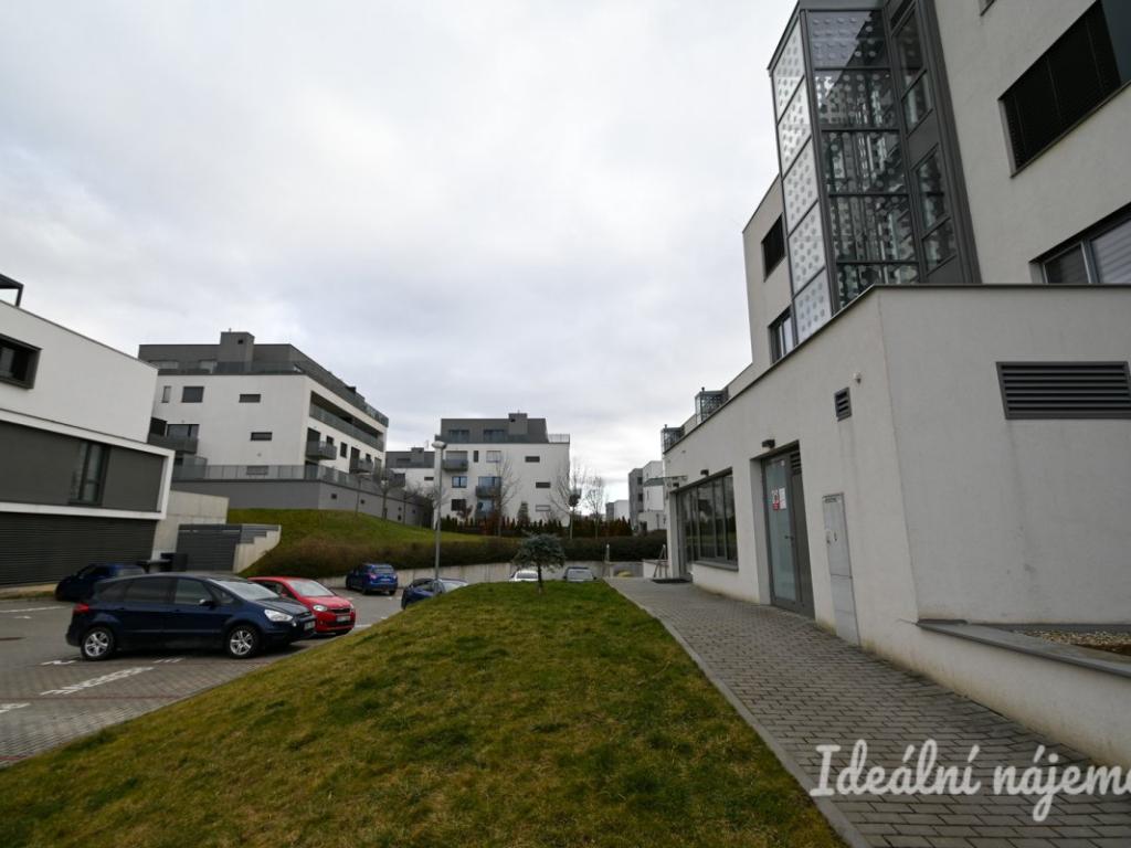 Pronájem bytu 2+kk 60 m2, Brno – náhled fotky 23